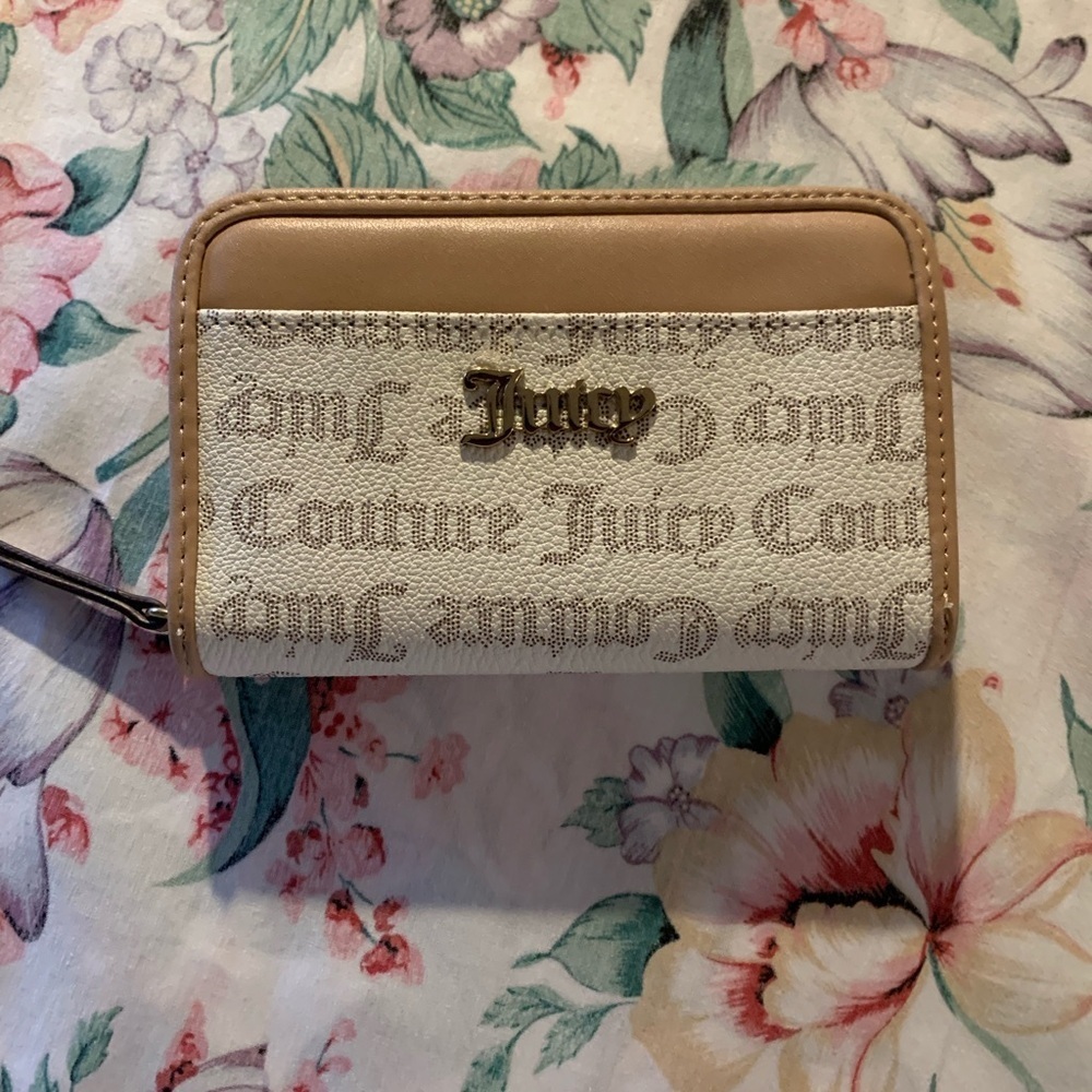 Juicy Couture Beige and Tan Logo Zip Wallet